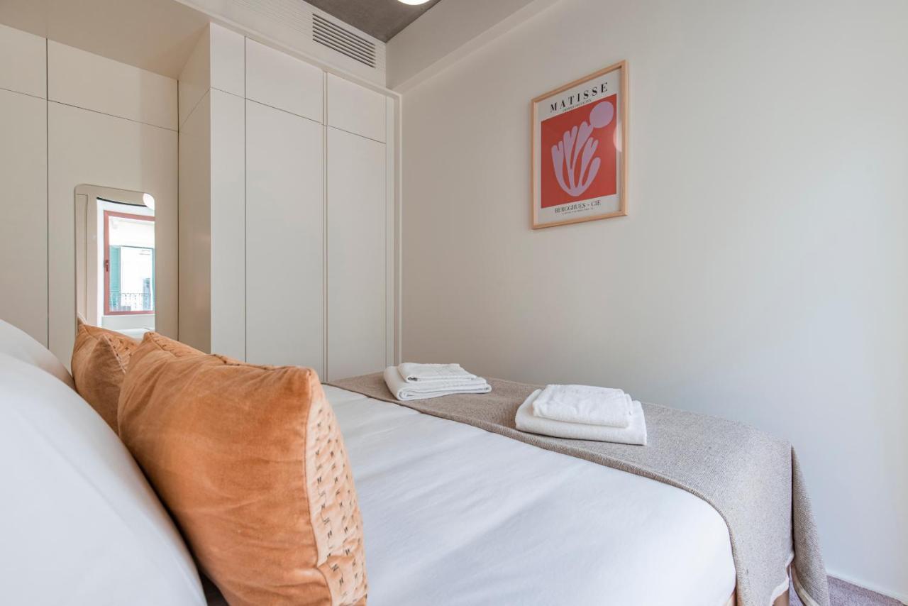 Deluxe 2Bdr Apartment W/ Patio By Lovelystay Lisboa Exteriér fotografie