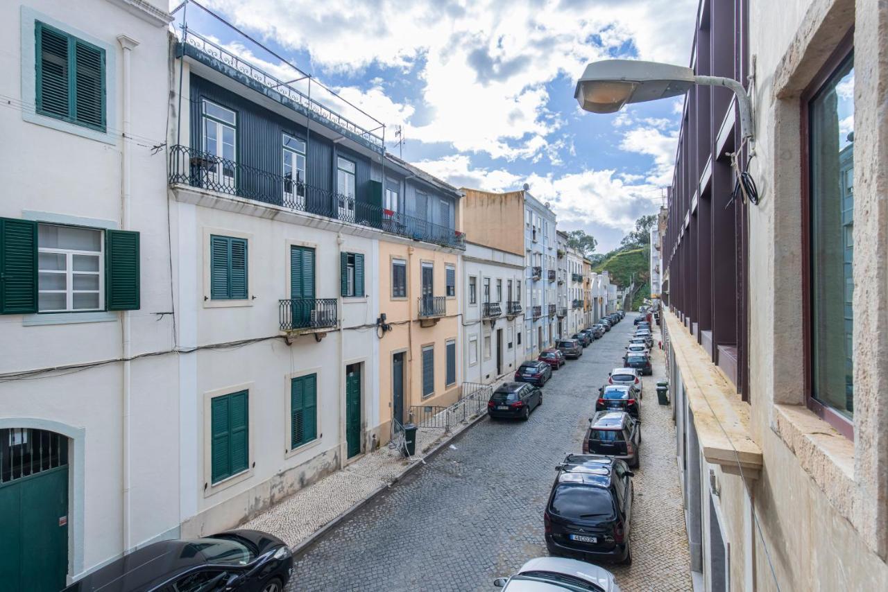 Deluxe 2Bdr Apartment W/ Patio By Lovelystay Lisboa Exteriér fotografie