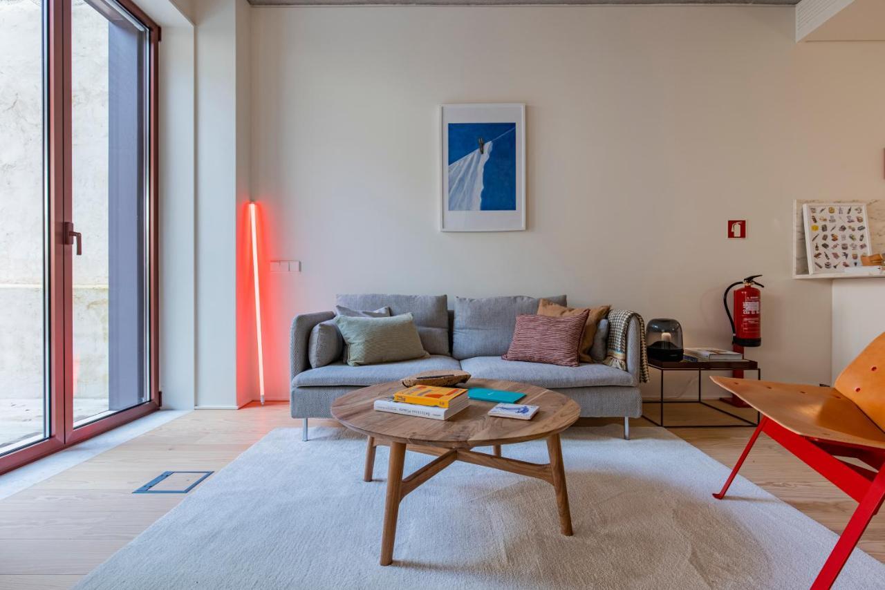 Deluxe 2Bdr Apartment W/ Patio By Lovelystay Lisboa Exteriér fotografie