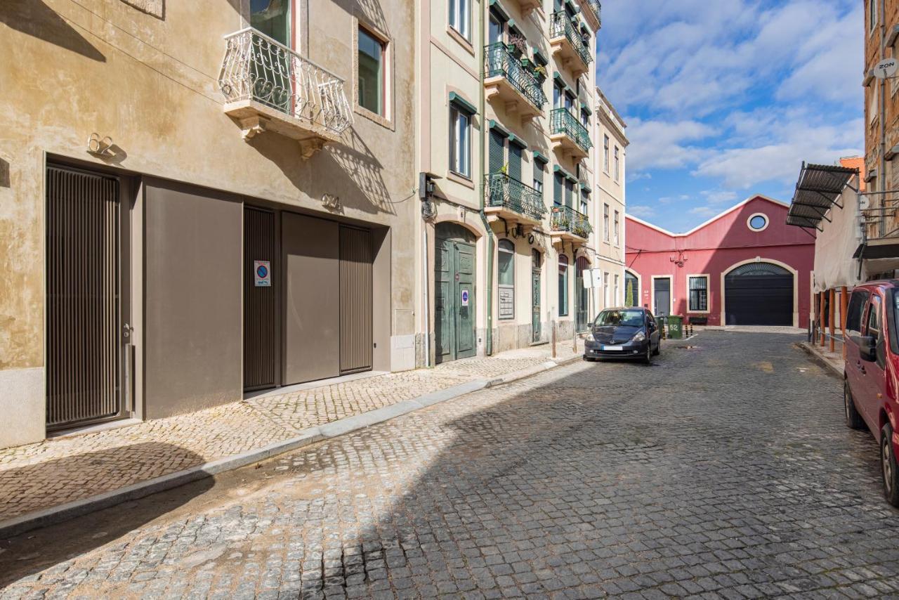 Deluxe 2Bdr Apartment W/ Patio By Lovelystay Lisboa Exteriér fotografie