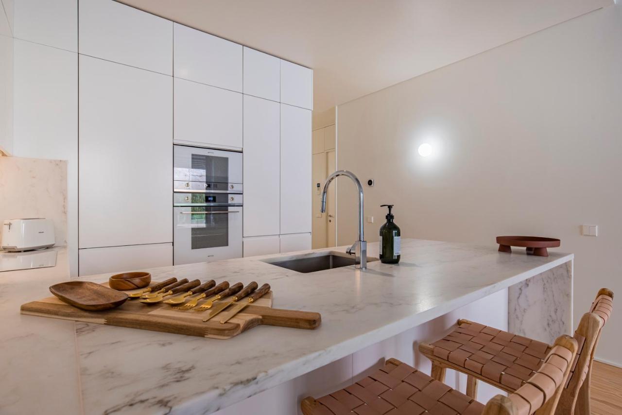 Deluxe 2Bdr Apartment W/ Patio By Lovelystay Lisboa Exteriér fotografie
